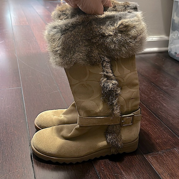 Coach boots - Picture 1 of 6